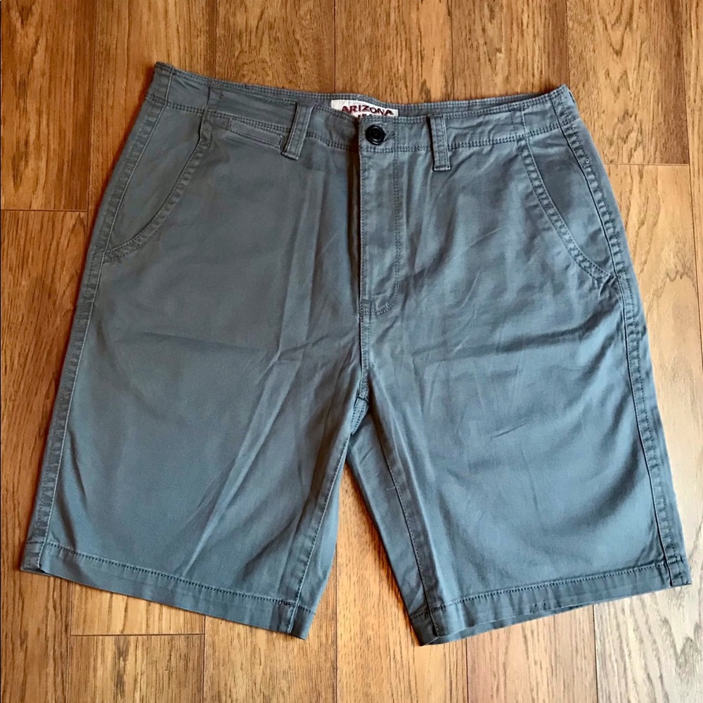 ⭐️HP⭐️SALE!⭐️Men’s Arizona Dark Gray Shorts.